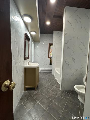 48 Hunters Avenue Norwich CT 06380