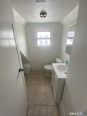 358 Blohm Street West Haven CT 06516