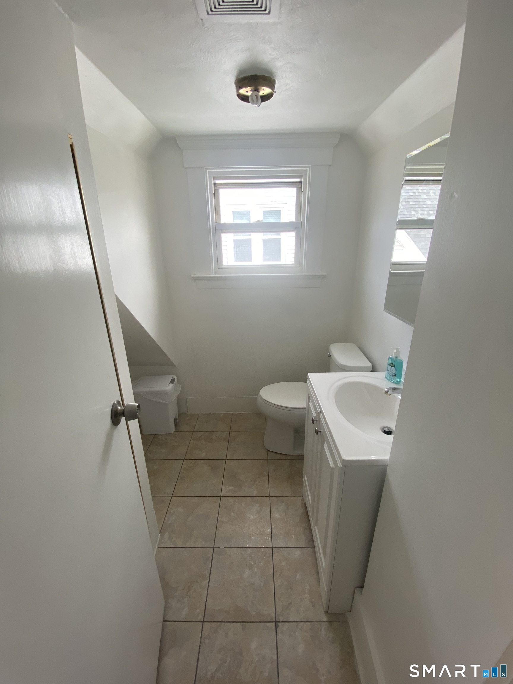 358 Blohm Street West Haven CT 06516