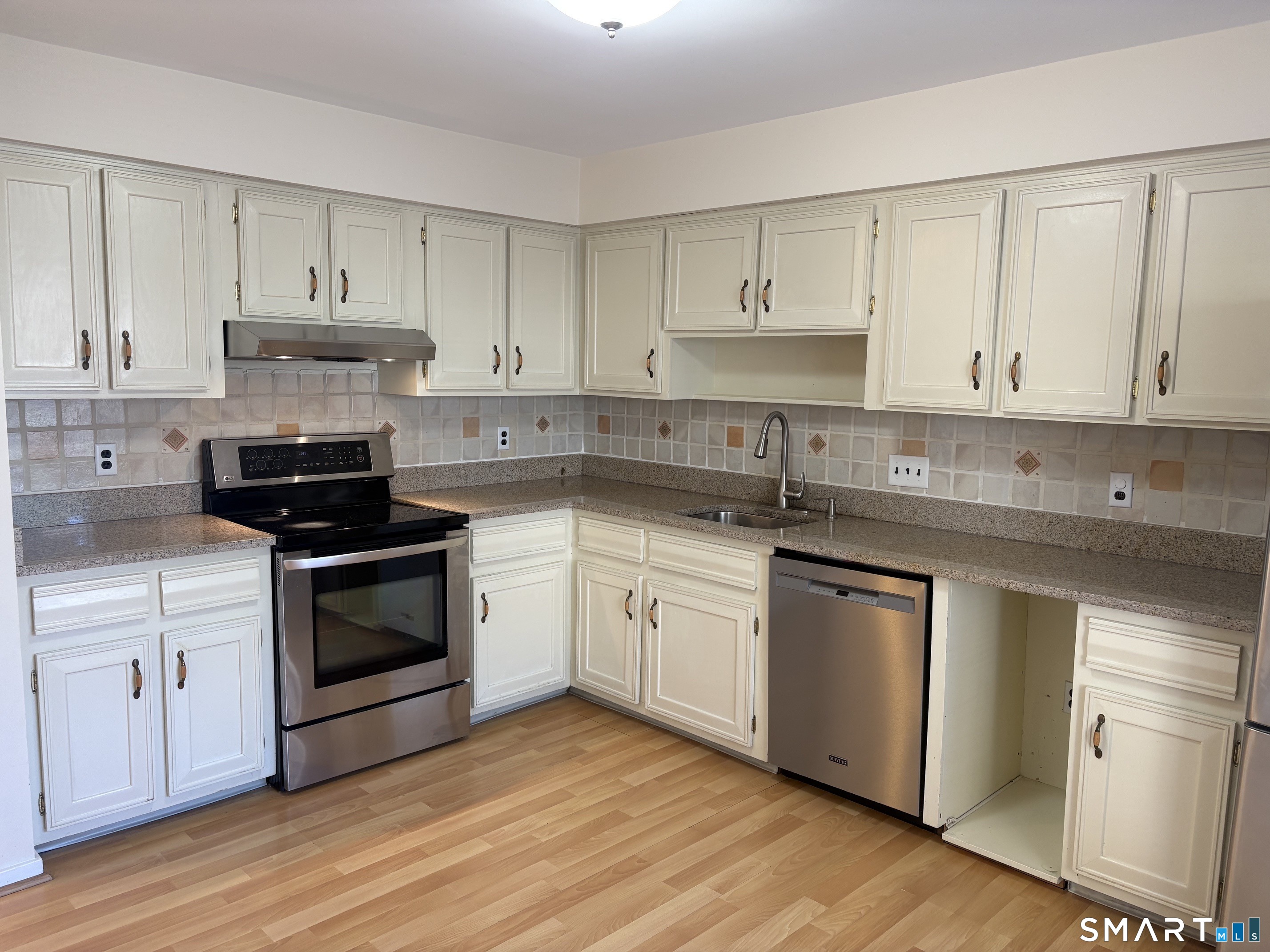 71 Aiken Street Norwalk CT 06851