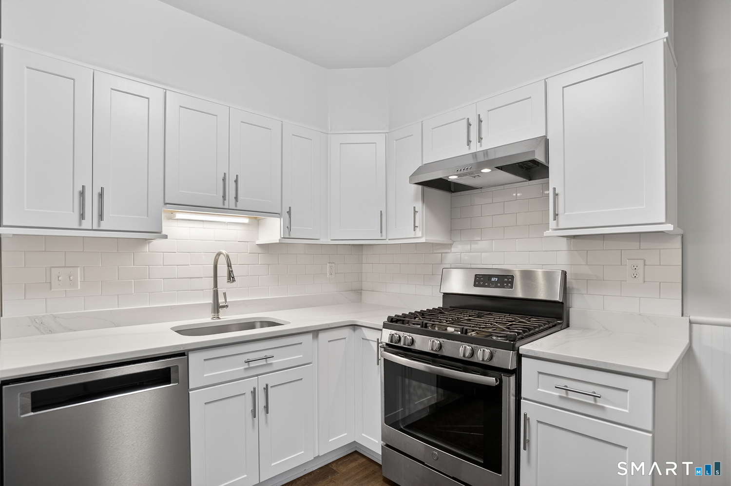 95 Parrott Avenue Bridgeport CT 06606