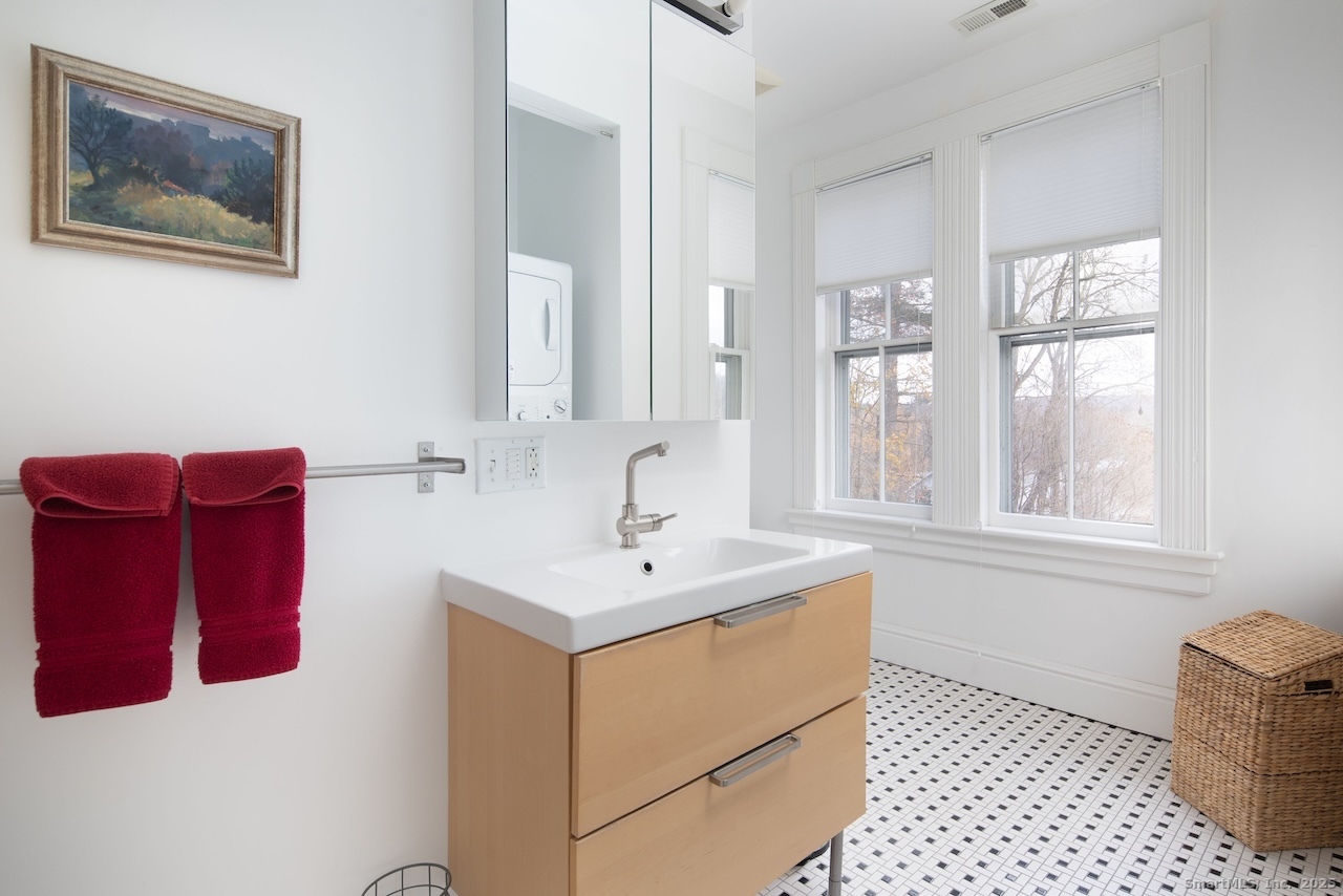 31 Sharon Road Salisbury CT 06039