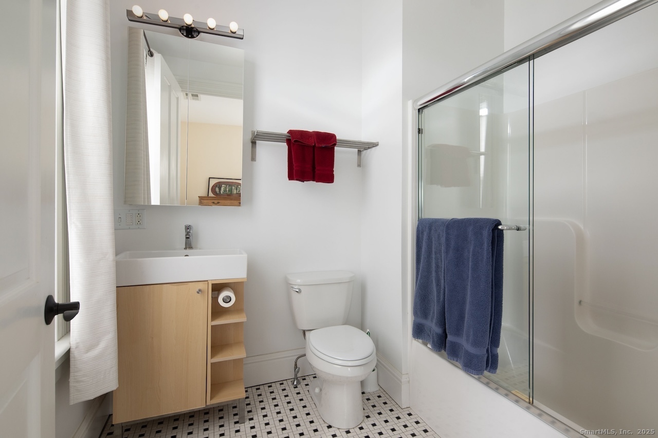 31 Sharon Road Salisbury CT 06039
