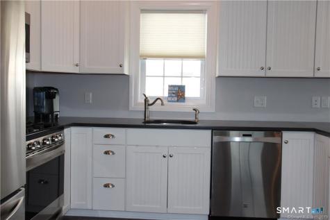 20 Shoreline Drive Stratford CT 06615