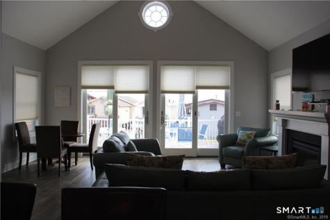20 Shoreline Drive Stratford CT 06615