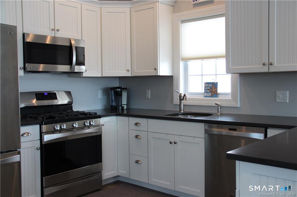 20 Shoreline Drive Stratford CT 06615