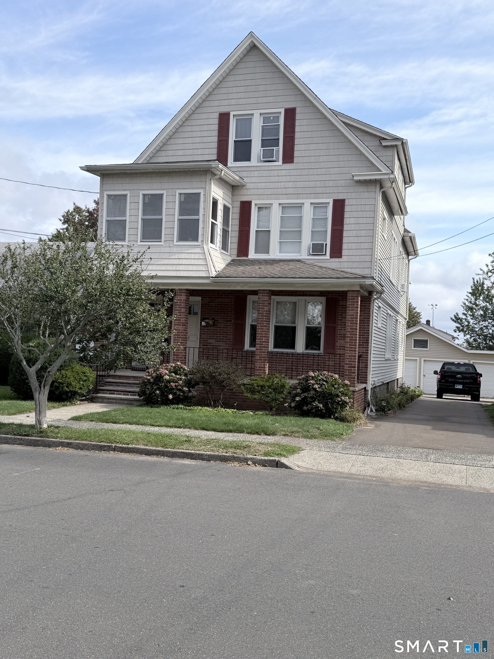 73 Anderson Avenue West Haven CT 06516