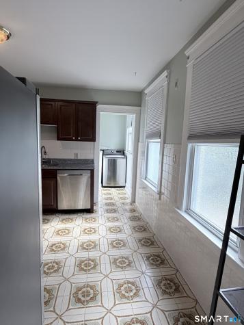 73 Anderson Avenue West Haven CT 06516