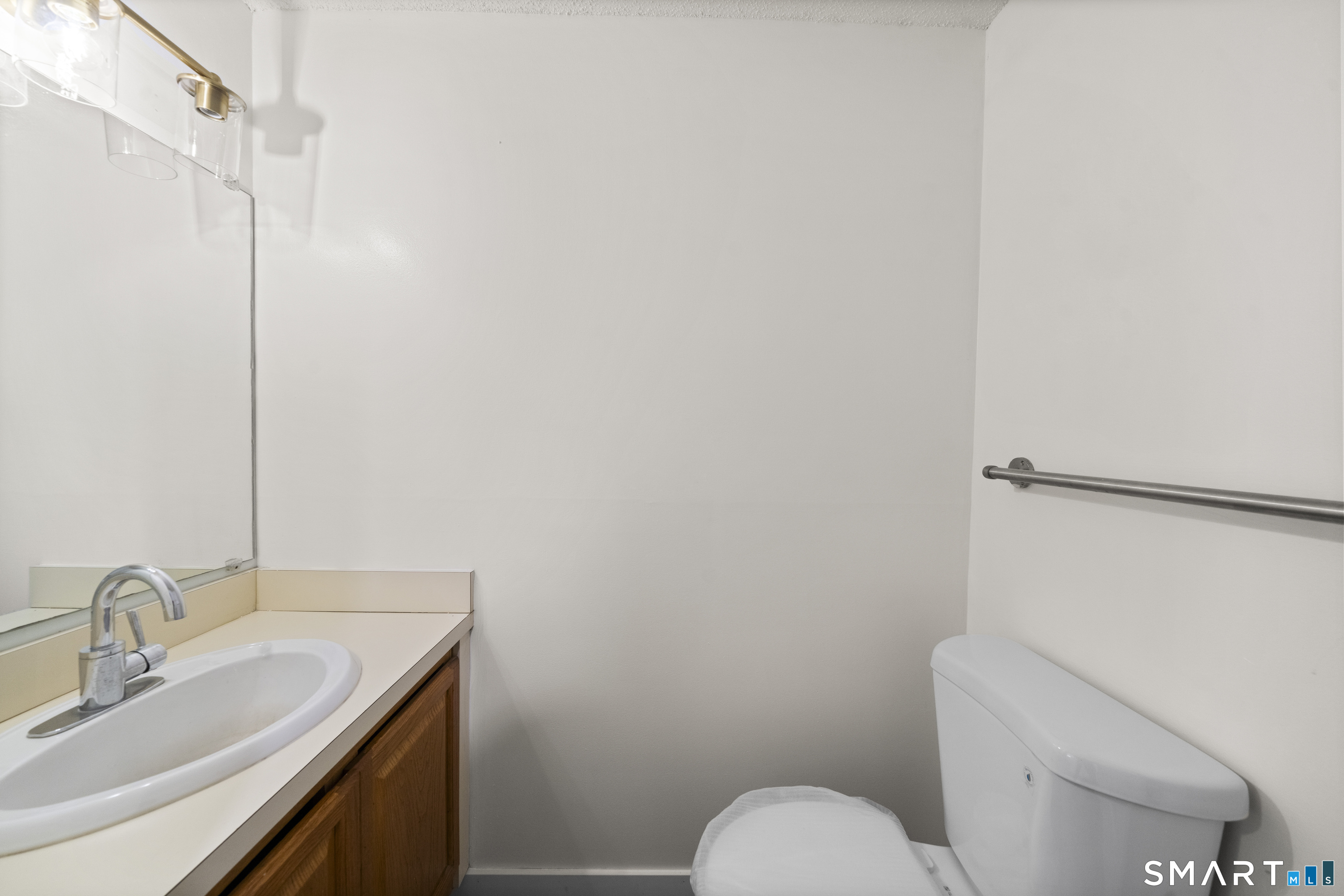 136 Maple Avenue Hartford CT 06114