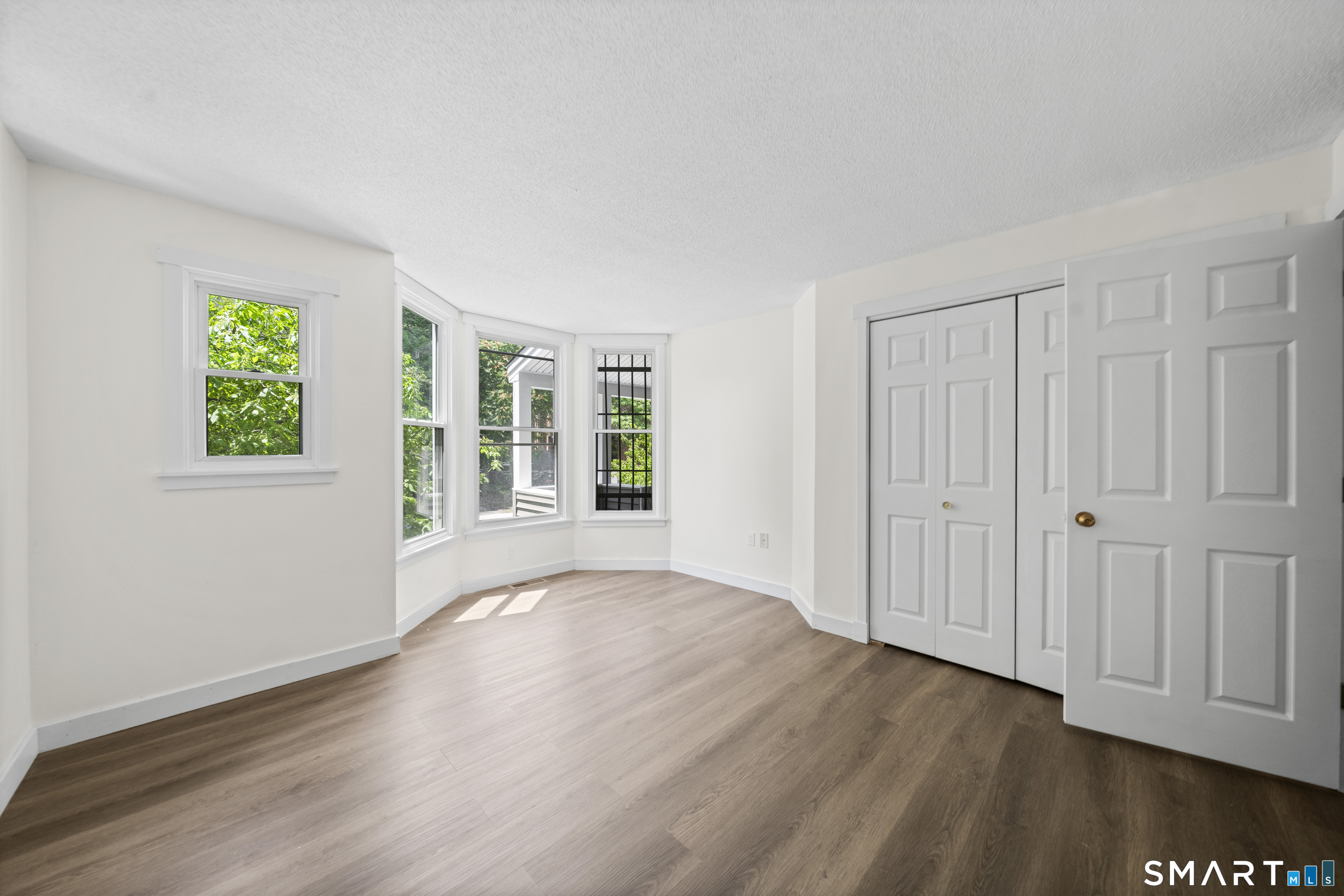 136 Maple Avenue Hartford CT 06114