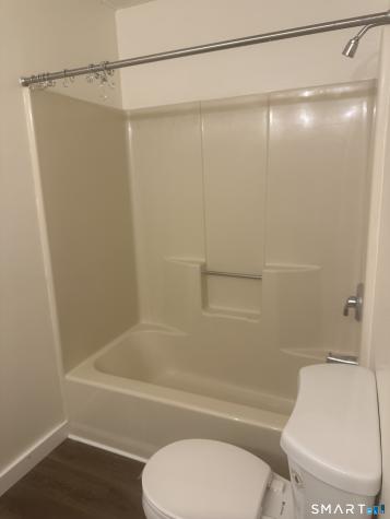 136 Maple Avenue Hartford CT 06114