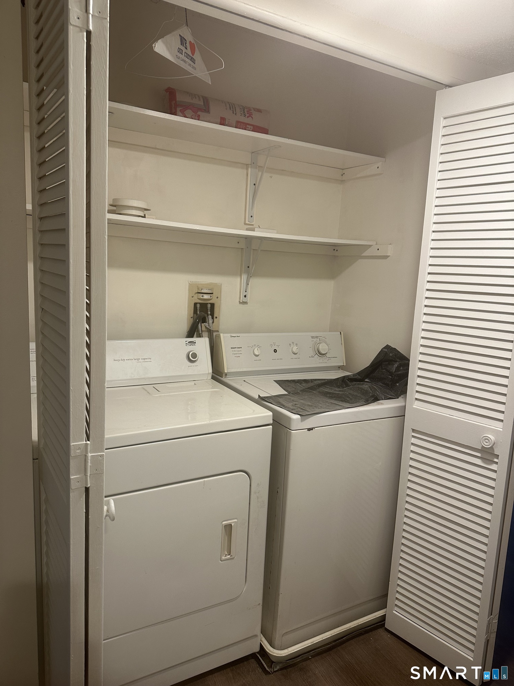 136 Maple Avenue Hartford CT 06114