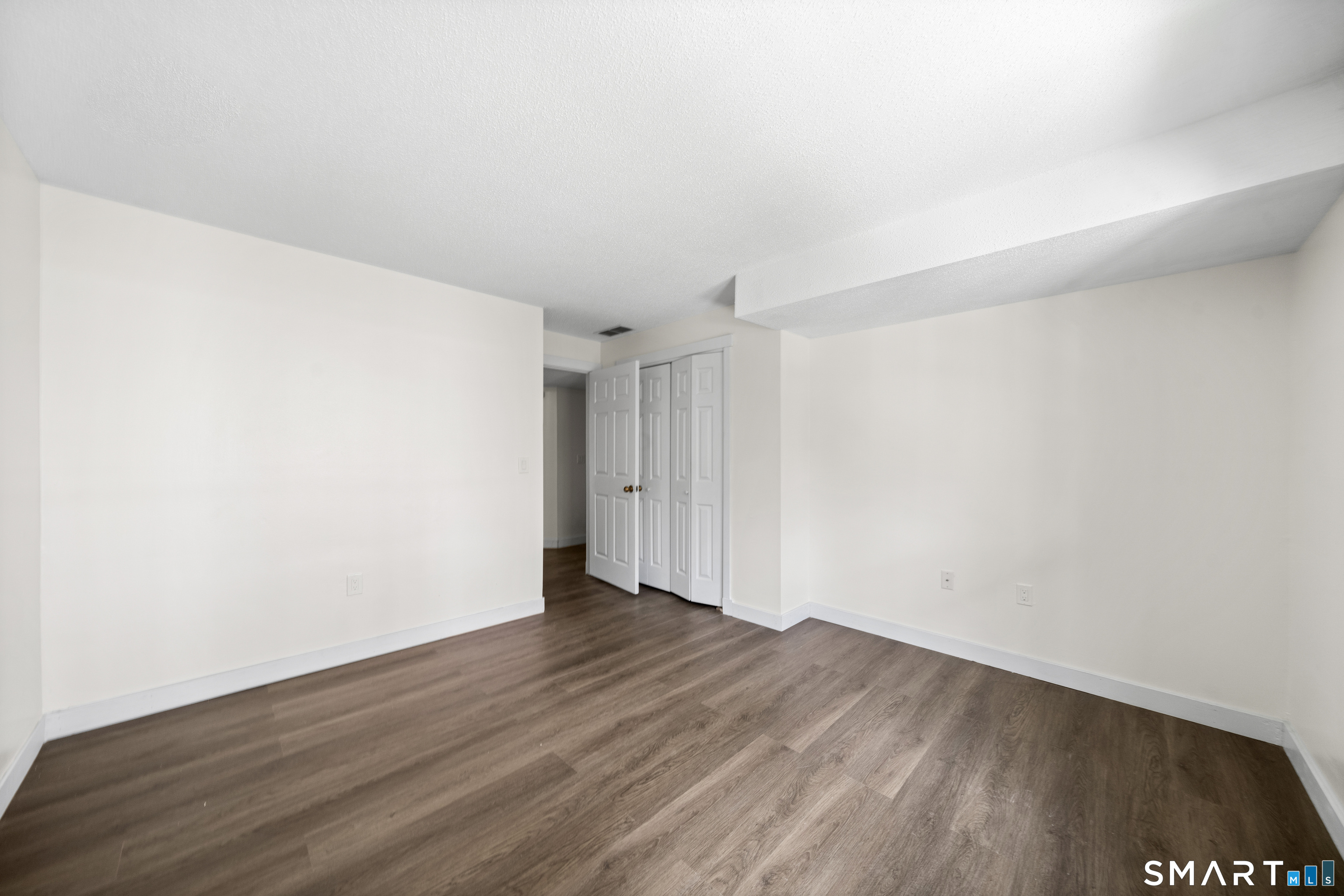 136 Maple Avenue Hartford CT 06114