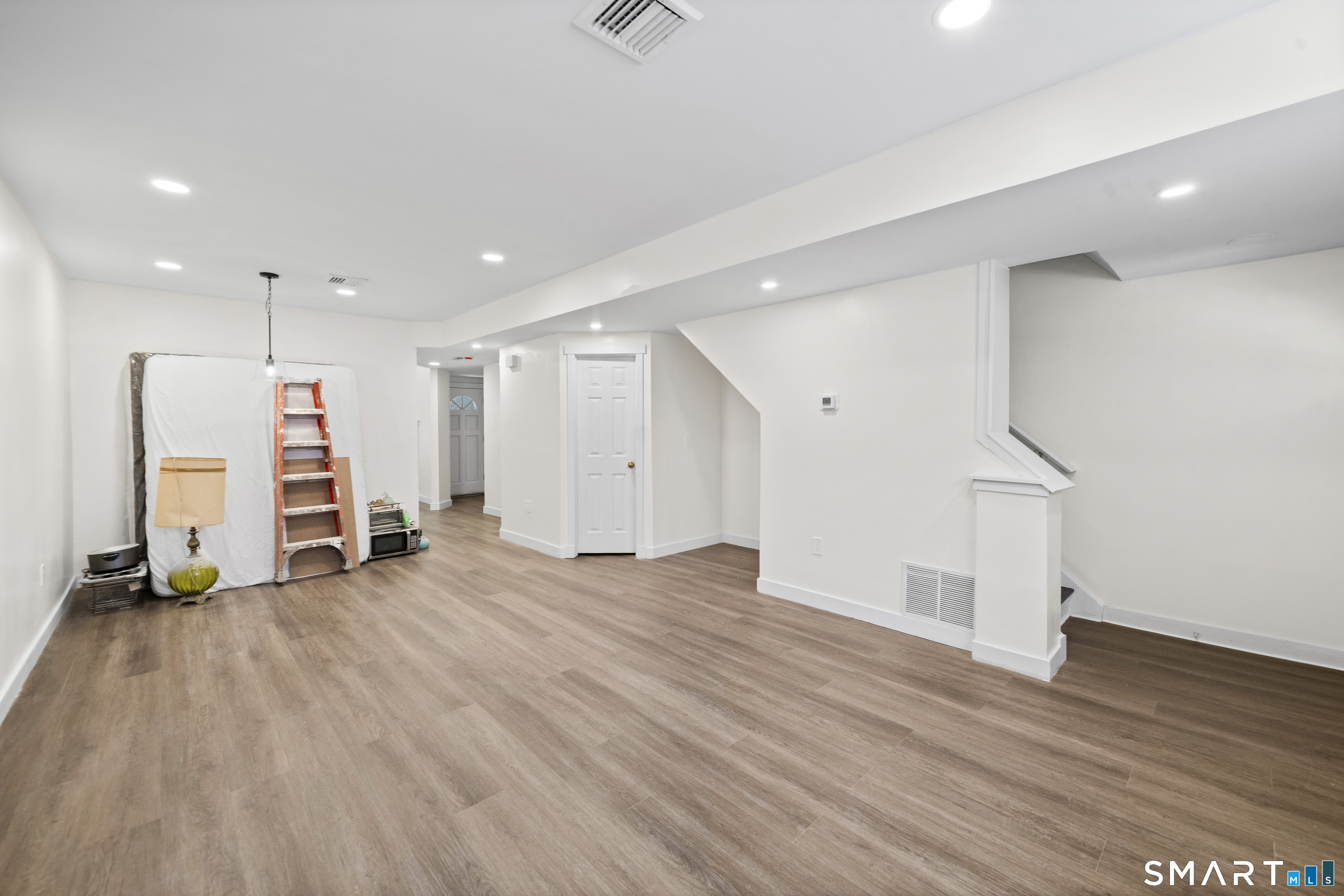 136 Maple Avenue Hartford CT 06114