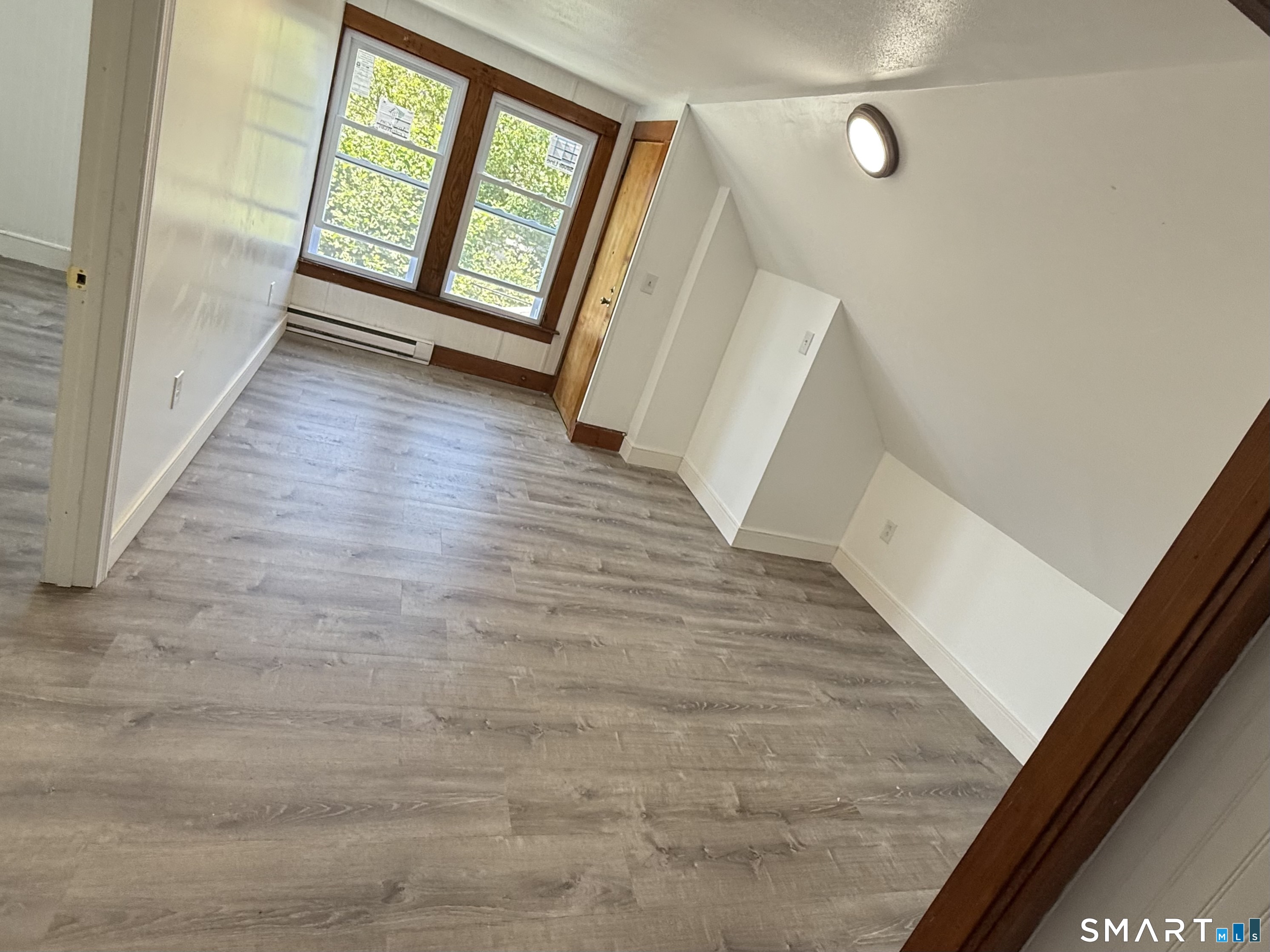 142 Montauk Avenue New London CT 06320