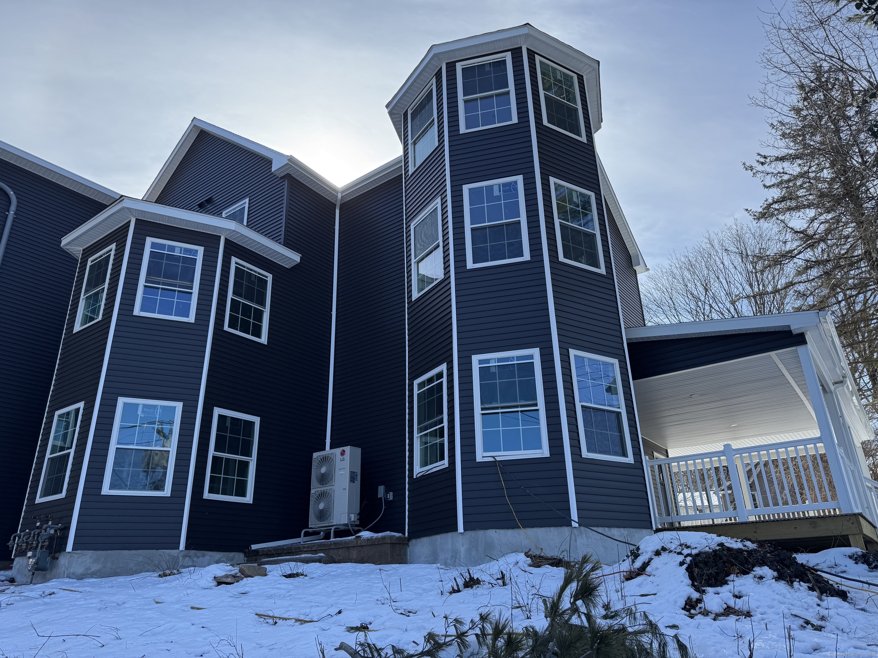27 Quinnipiac Avenue North Haven CT 06473