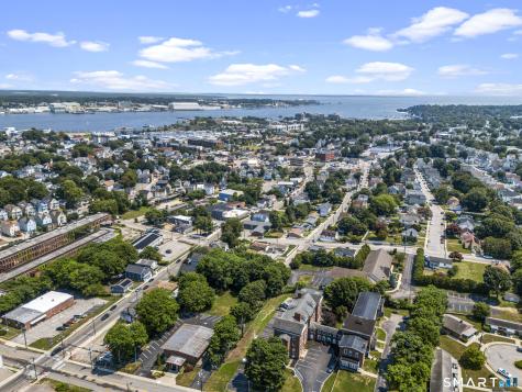 156 Garfield Avenue New London CT 06320