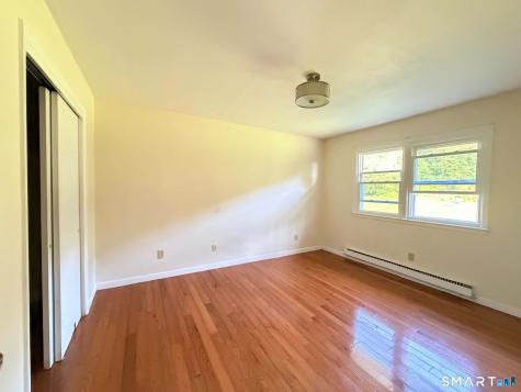 15 Donna Drive New Haven CT 06513