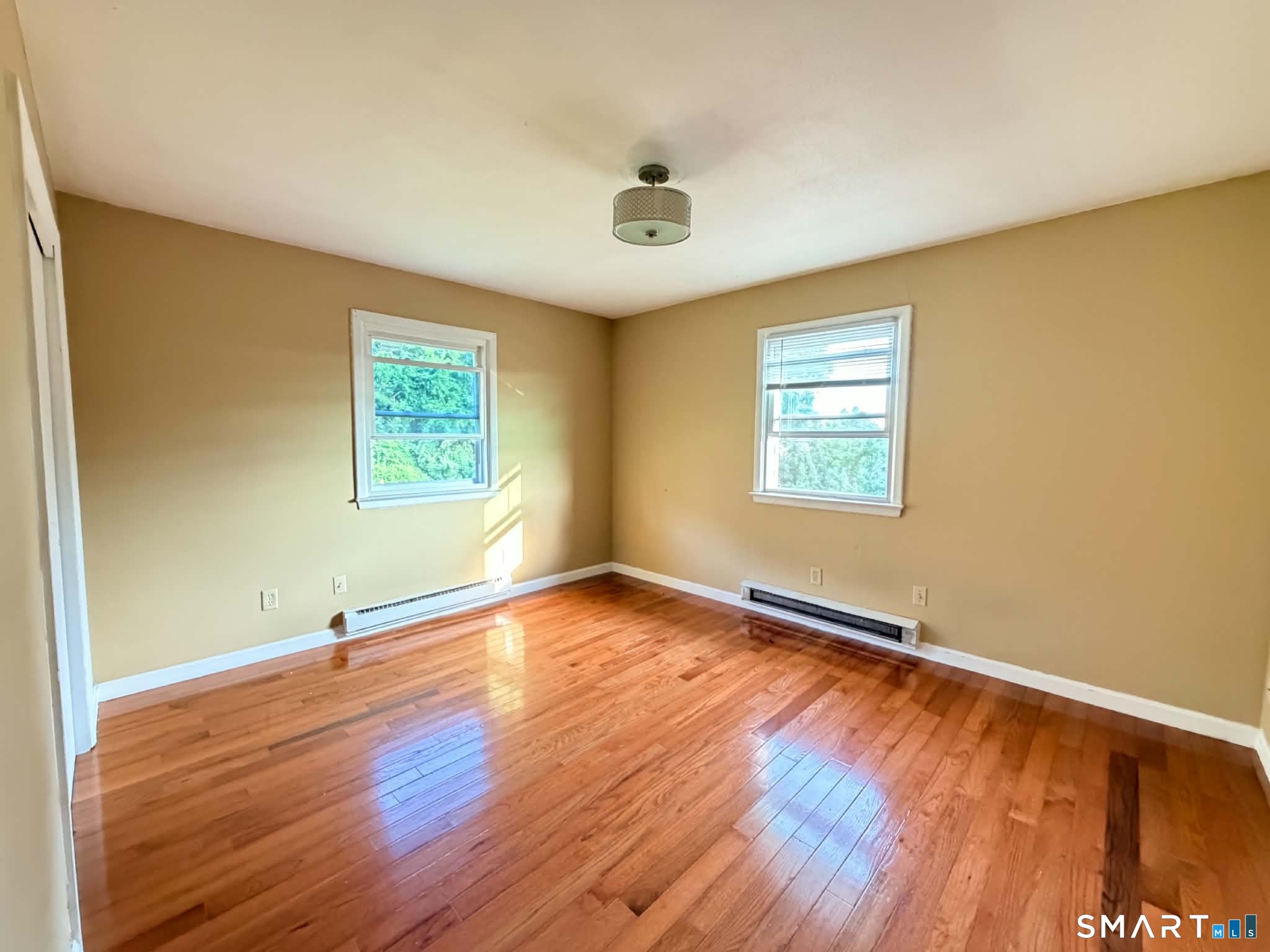 15 Donna Drive New Haven CT 06513