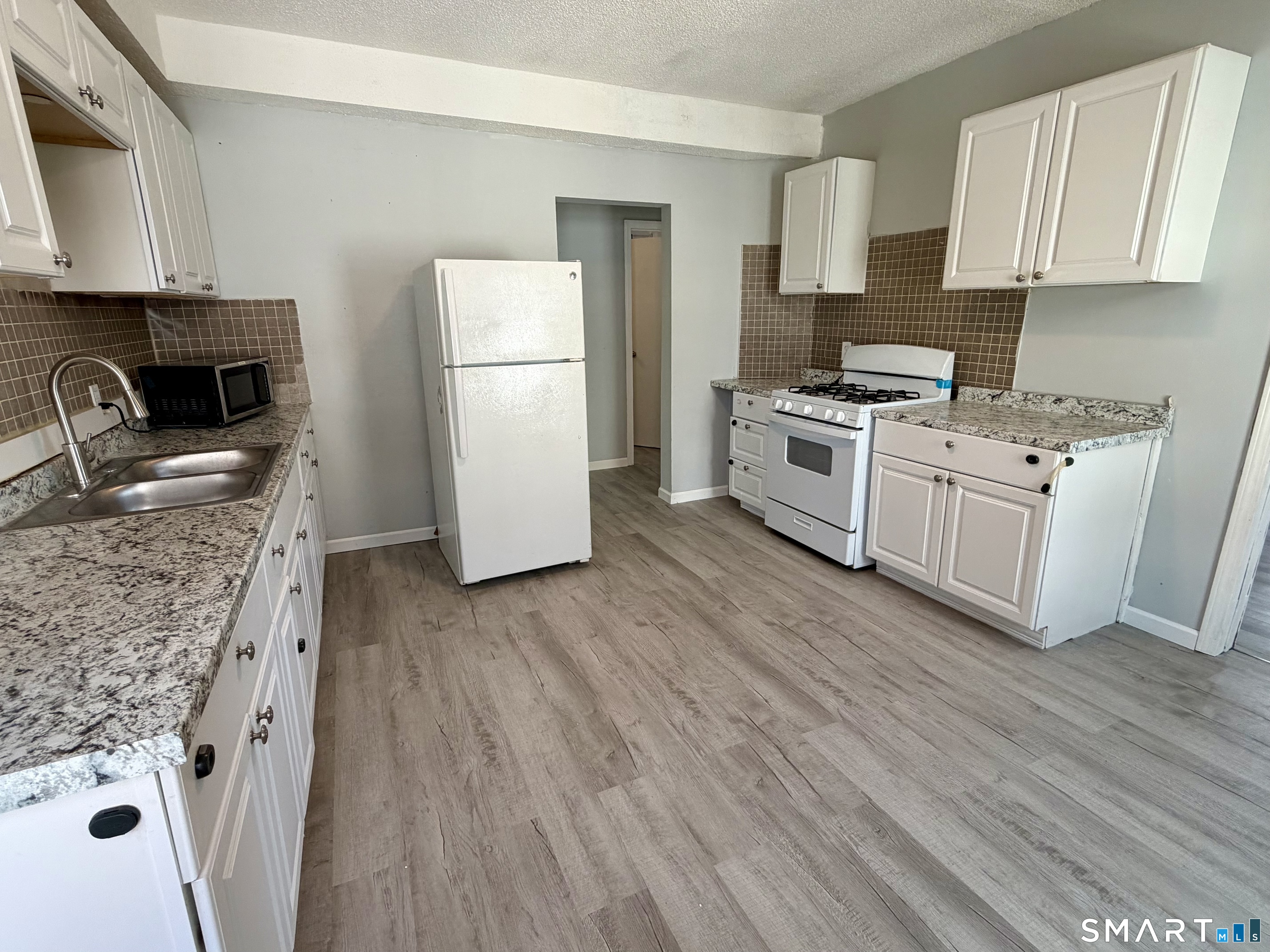 294-296 Bellevue Street Hartford CT 06120