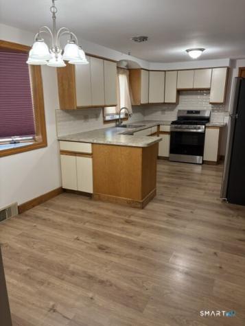 16 Botelle Manor Cromwell CT 06416