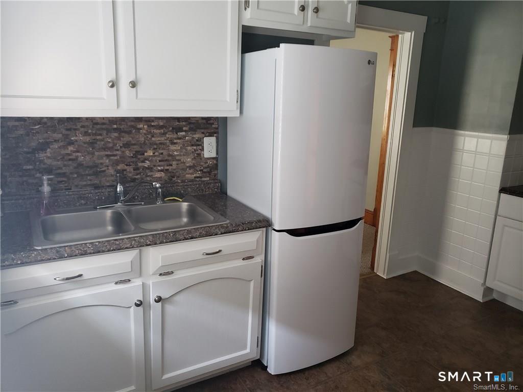 15 Dudley Street Bristol CT 06010
