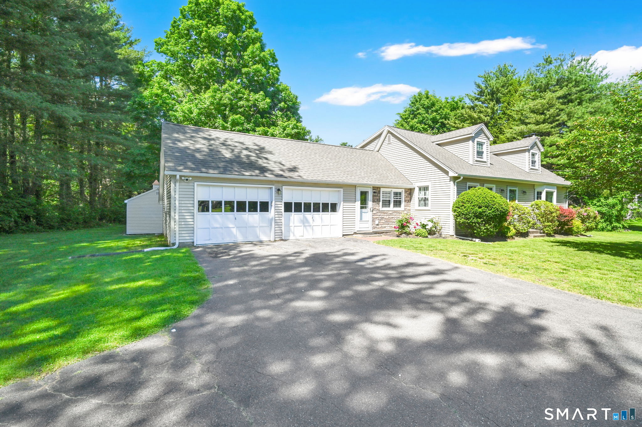 61 Kelly Lane Granby CT 06035