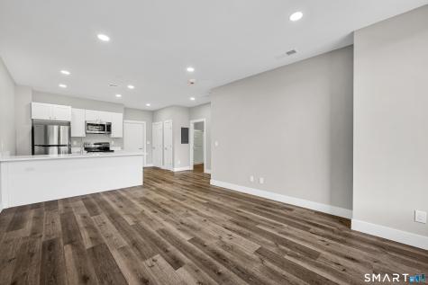 1 West Main Street Meriden CT 06451