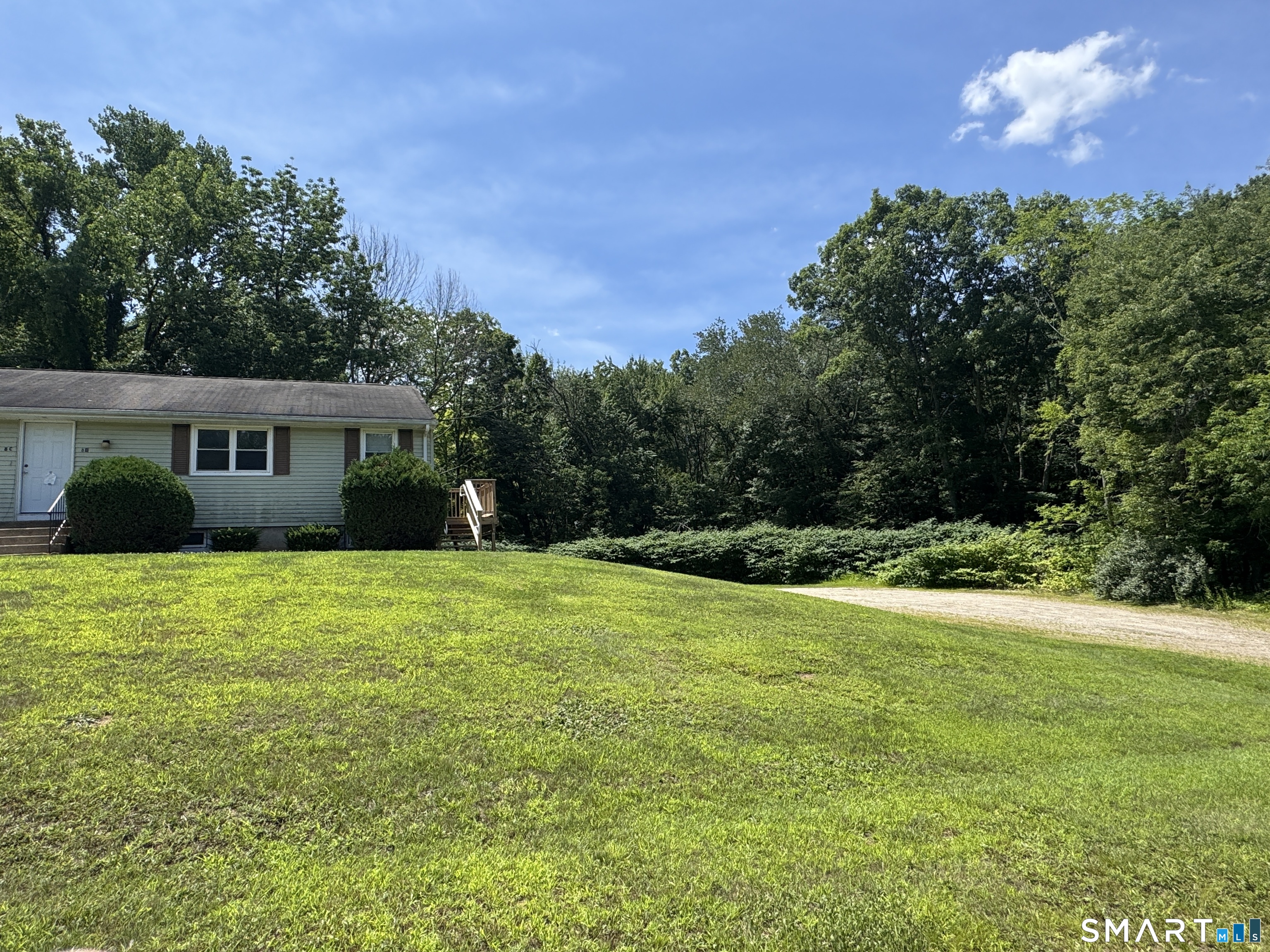 8 White Oak Road Mansfield CT 06250