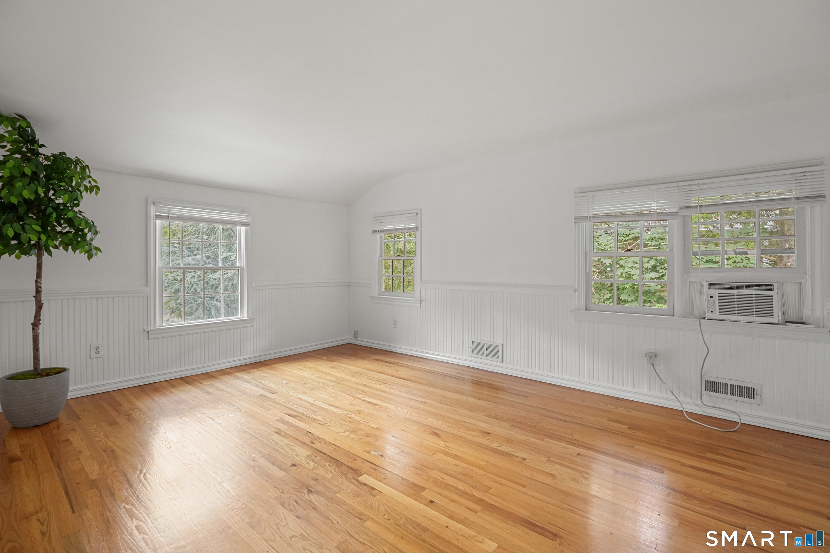 141 Idlewood Drive Stamford CT 06905