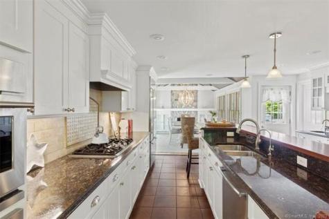 47 Brighton Road Old Lyme CT 06371