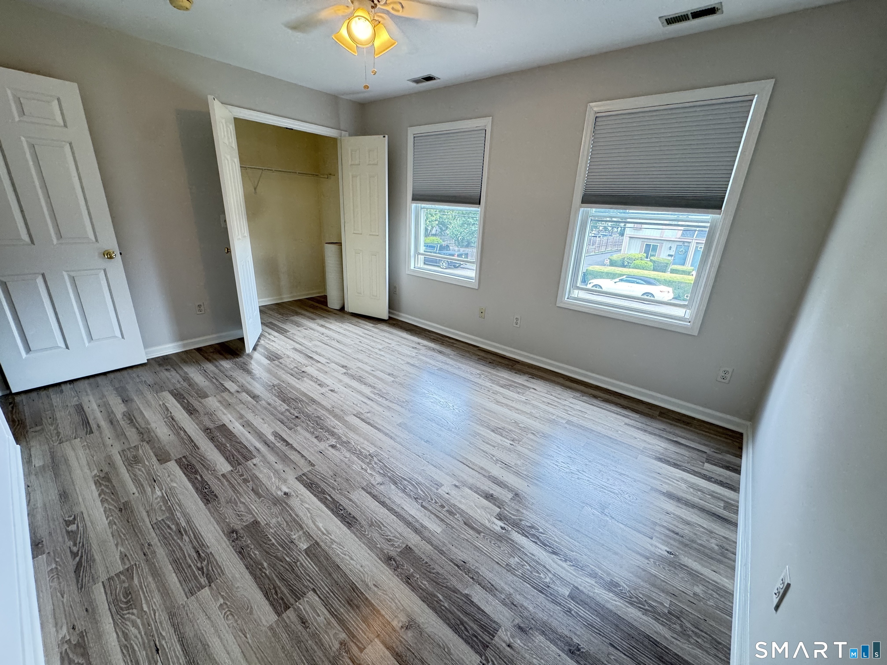 17 Glenwood Avenue Norwalk CT 06854