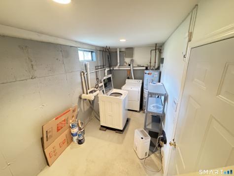 17 Glenwood Avenue Norwalk CT 06854