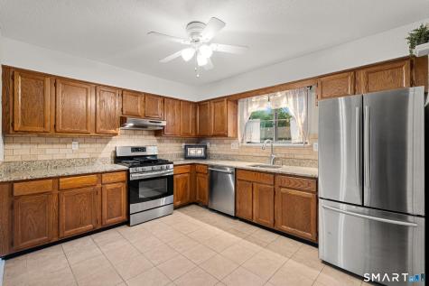 140 Thompson Street East Haven CT 06513