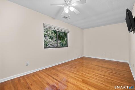 140 Thompson Street East Haven CT 06513