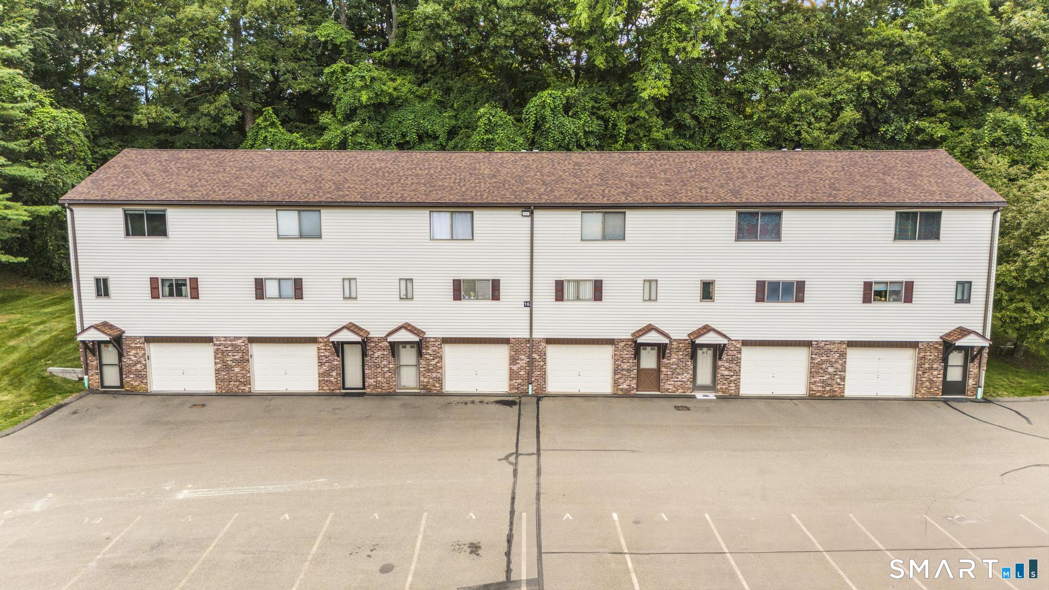 140 Thompson Street East Haven CT 06513