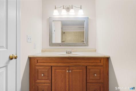 140 Thompson Street East Haven CT 06513