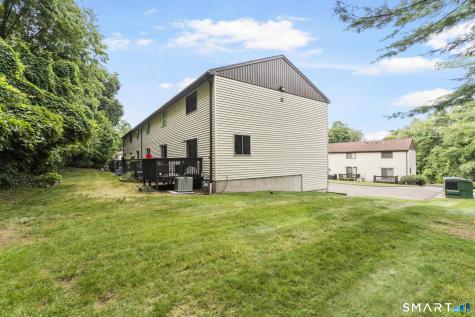140 Thompson Street East Haven CT 06513