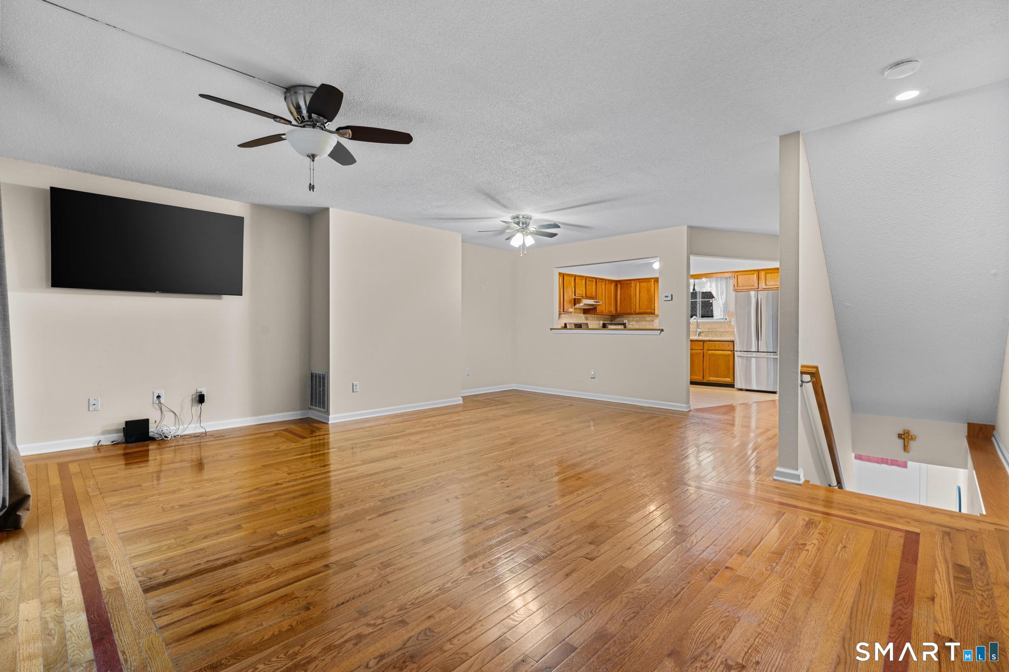 140 Thompson Street East Haven CT 06513