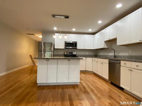 2772 Boston Post Road Guilford CT 06437