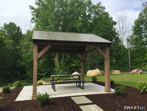 2772 Boston Post Road Guilford CT 06437