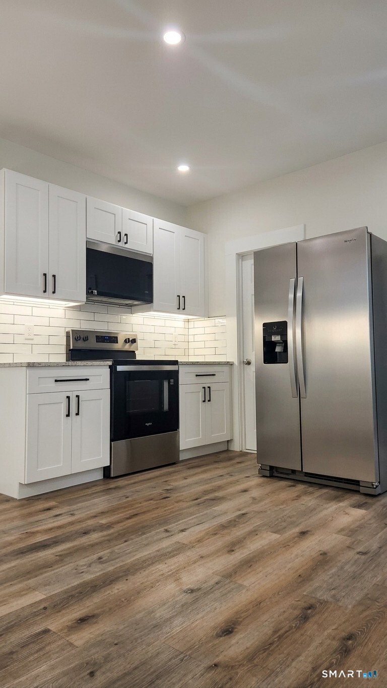 14 Meadow Street Ansonia CT 06401