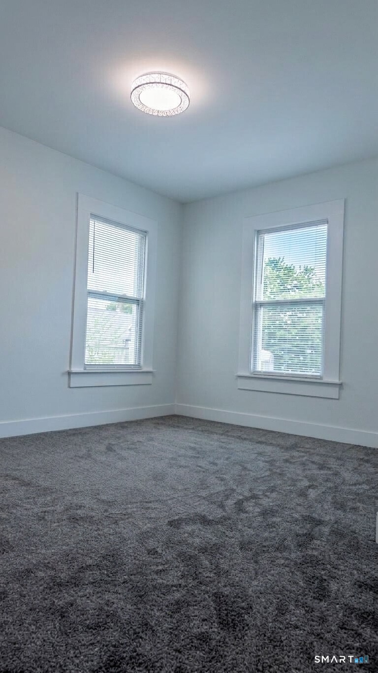 14 Meadow Street Ansonia CT 06401