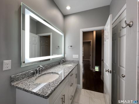35 Ringgold Street West Hartford CT 06107