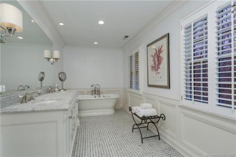 490 Lost District Drive New Canaan CT 06840