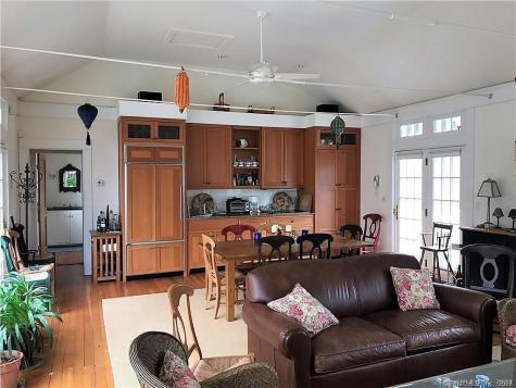 118 Long Ridge Road Danbury CT 06810