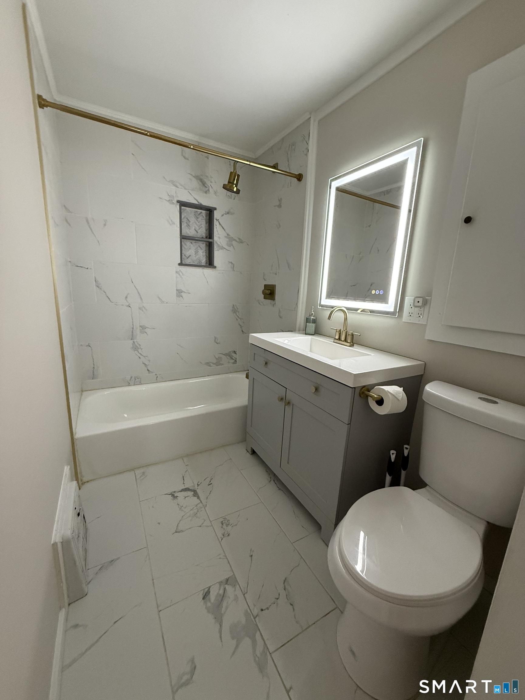 108 Curtiss Street Naugatuck CT 06770