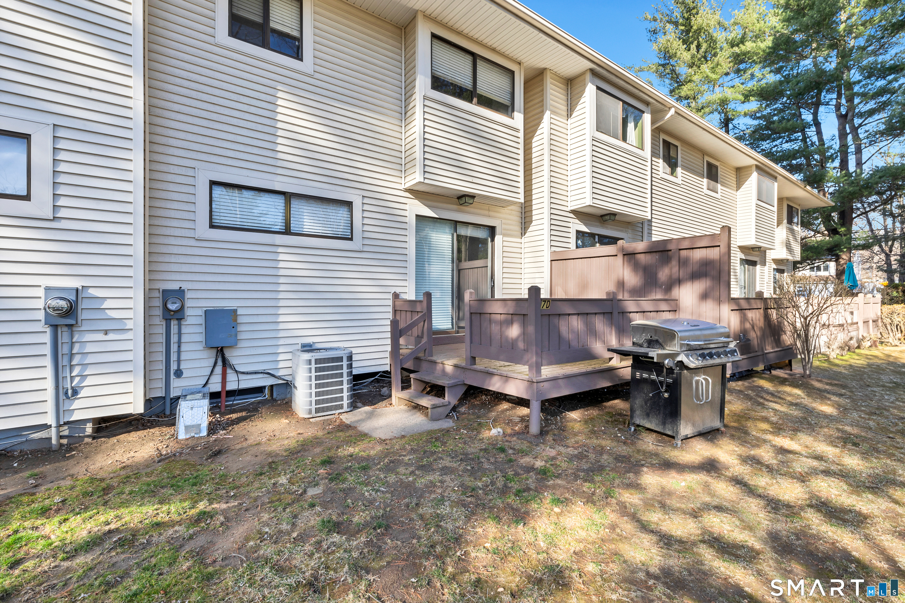 7 Woodland Avenue Bloomfield CT 06002