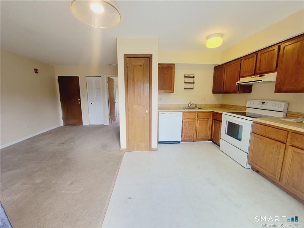 41 Aspetuck Village New Milford CT 06776