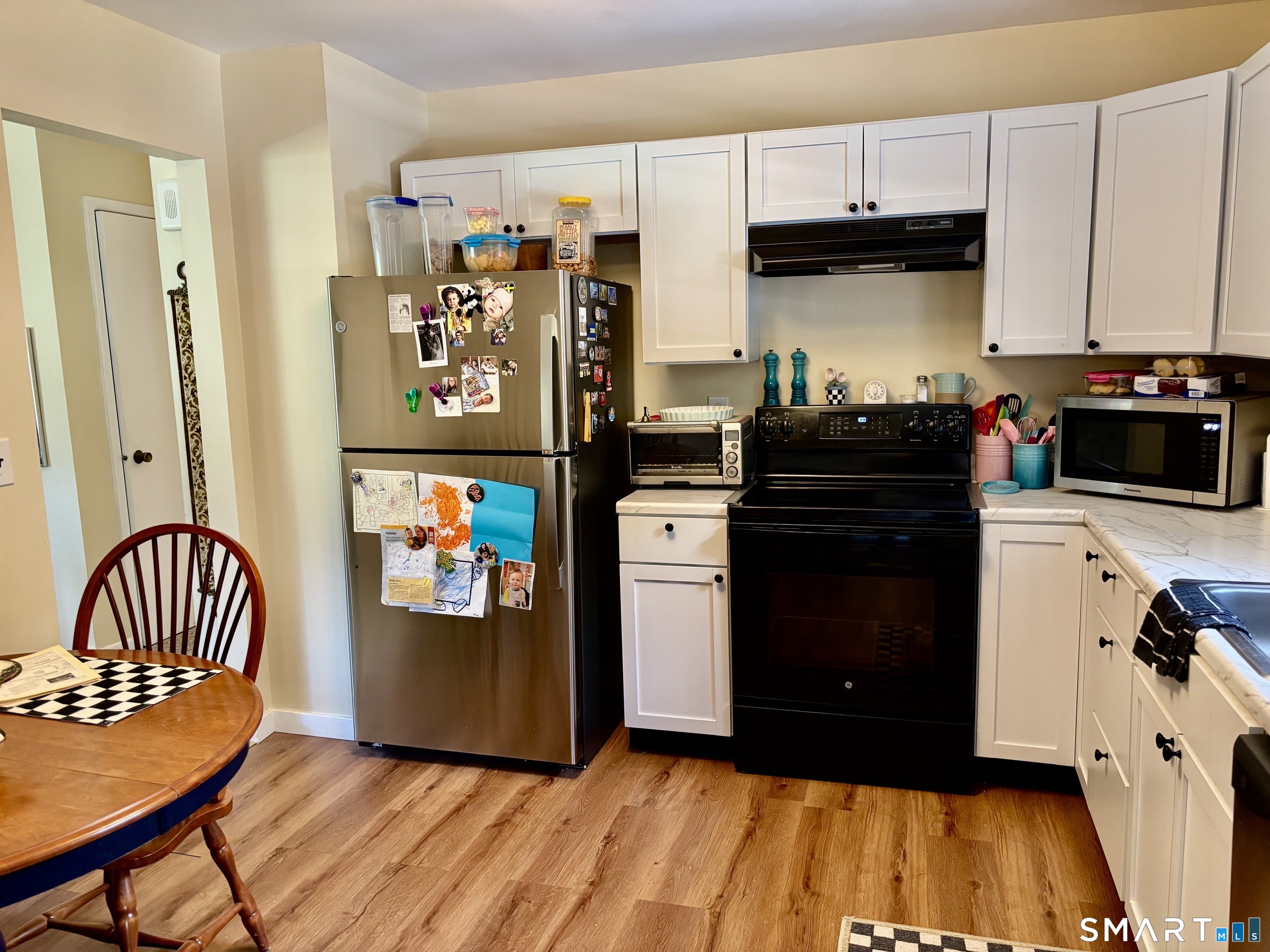 5 Governors Lane Bethel CT 06801
